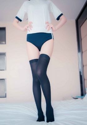 年轻漂亮的女邻居2_BD英语电影完整版